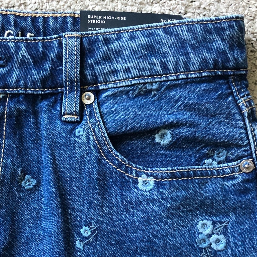 American Eagle Outfitters Dreamy Drape. - Picture 2 of 5